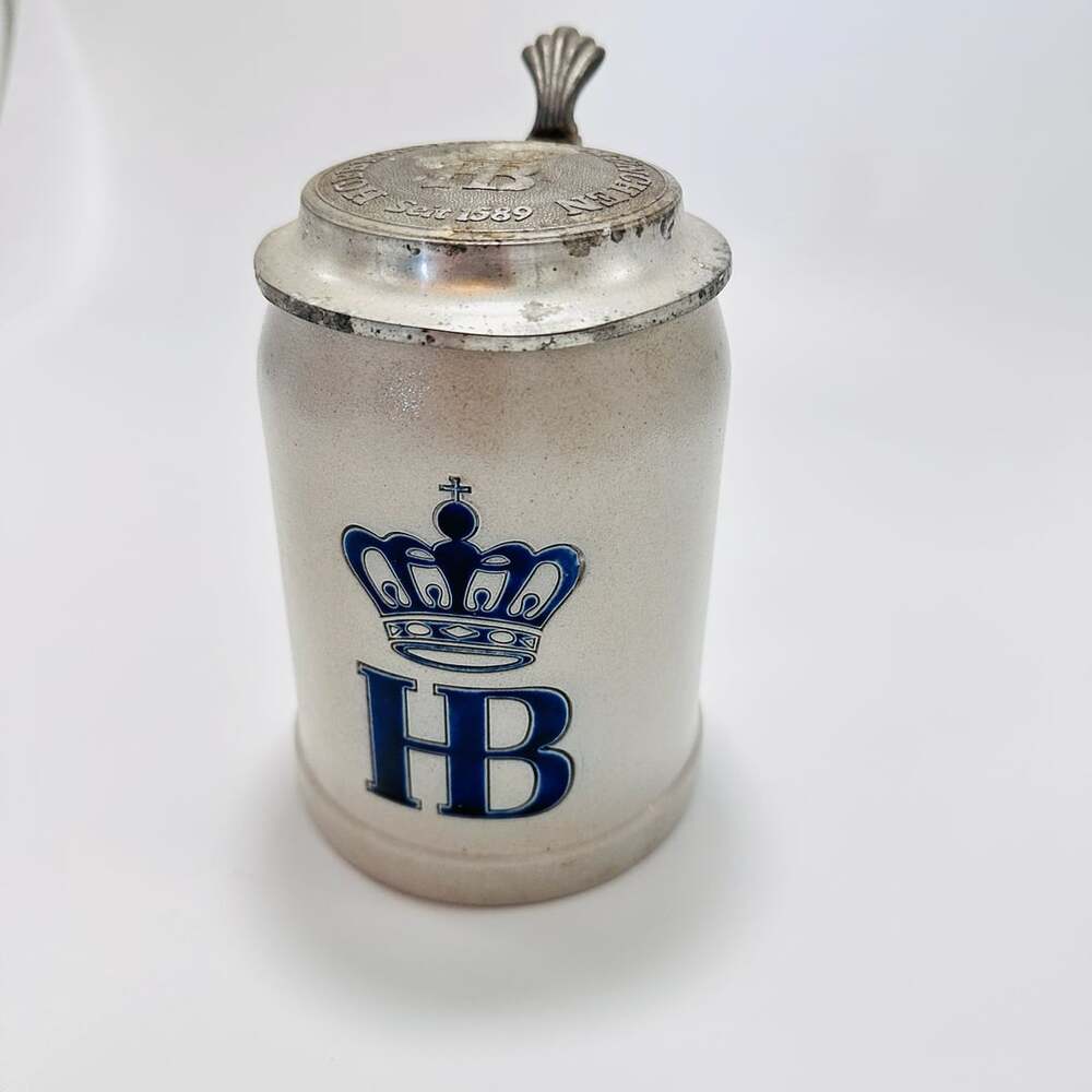 Vintage Hofbrauhaus Munchen HB 0.5 Liter Beer Stein